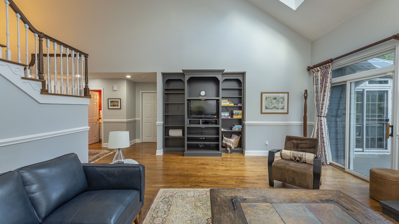 Photo of Livingroom in White Diamond Estates