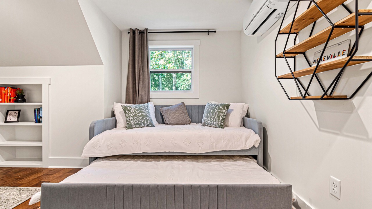 Photo of Bedroom in Alexander