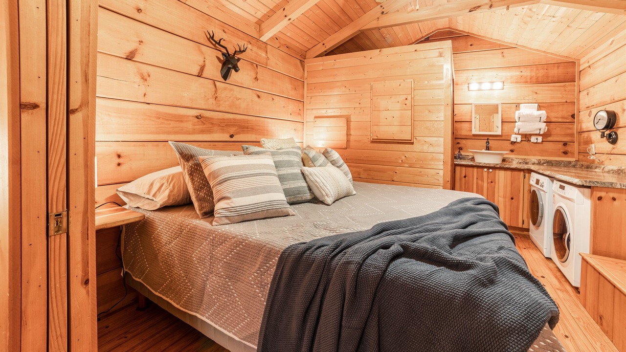 Photo of Bedroom in Hot Springs