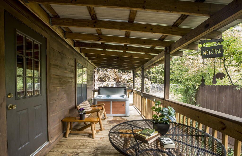 Photo of Patio Balcony in Hot Springs