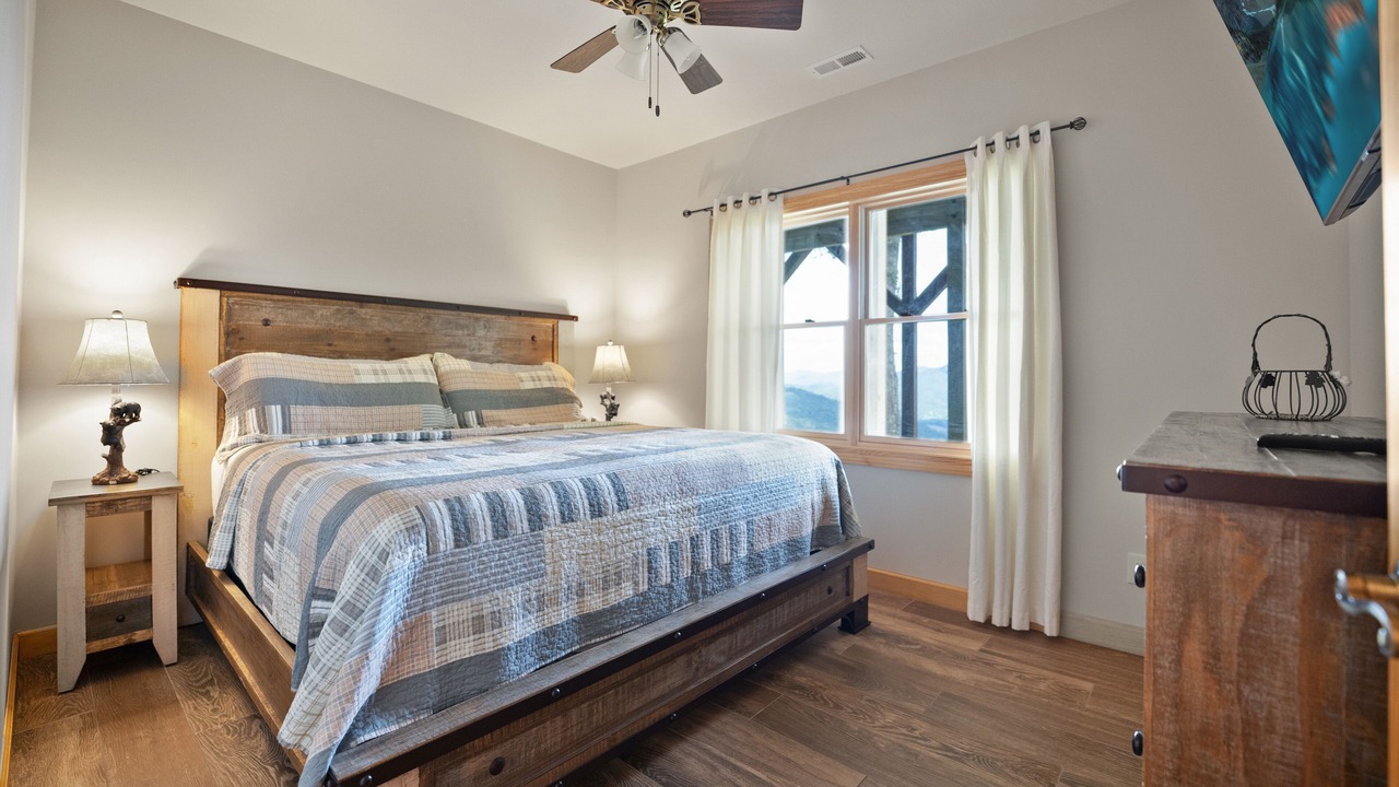 Photo of Bedroom in Waynesville