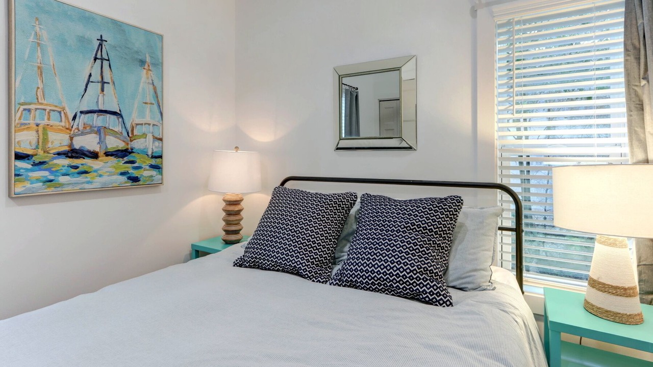 Photo of Bedroom in Thunderbolt