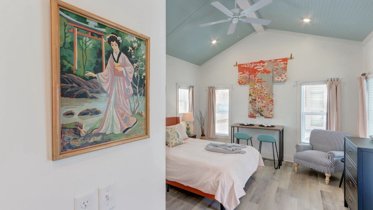 Photo of Bedroom in Thunderbolt