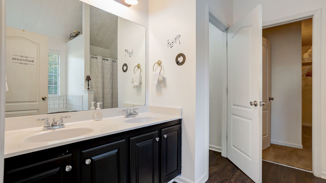 Photo of Bathroom in Hampton