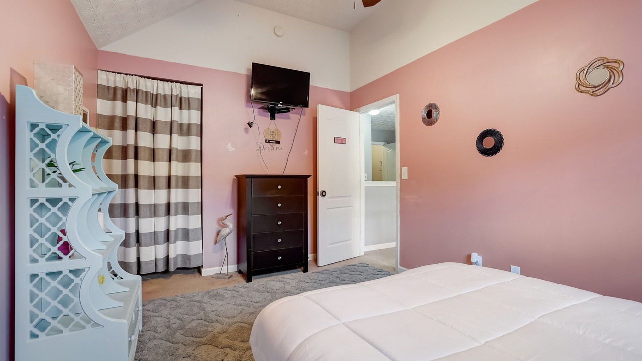 Photo of Bedroom in Hampton