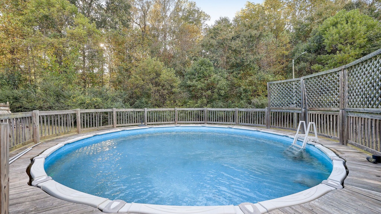 Photo of Outdoor in Hampton