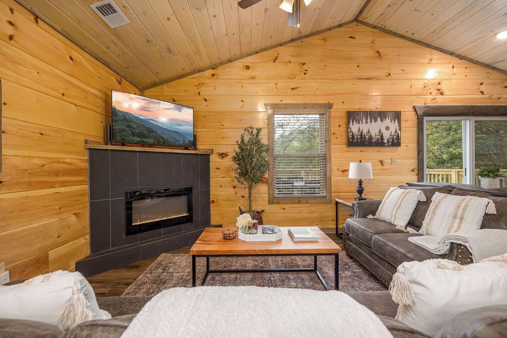 Photo of Livingroom in Sevierville