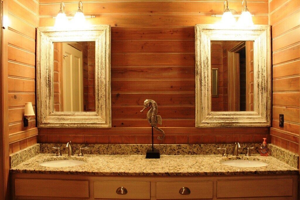 Photo of Bathroom in Ocean Ridge