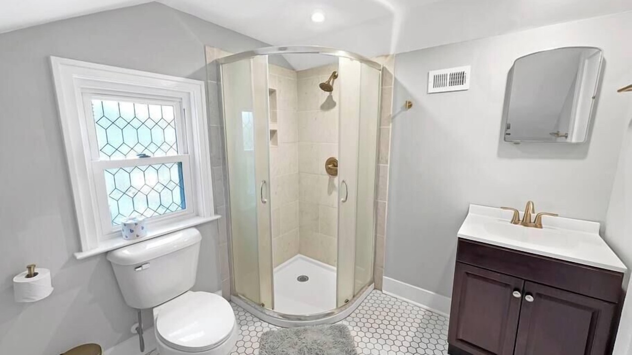 Photo of Bathroom in Riverland Terrace