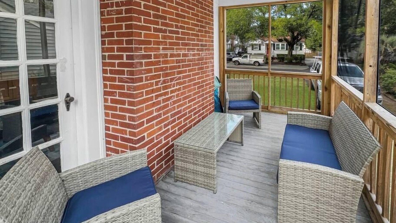 Photo of Patio Balcony in Riverland Terrace