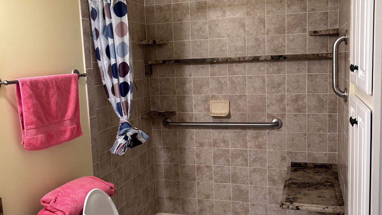 Photo of Bathroom in Pass Christian