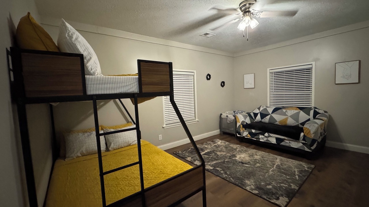 Photo of Bedroom in Warner Robins