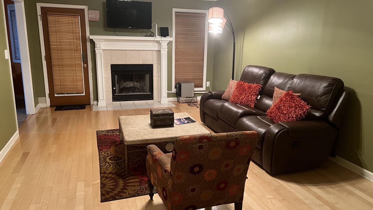 Photo of Livingroom in Normal
