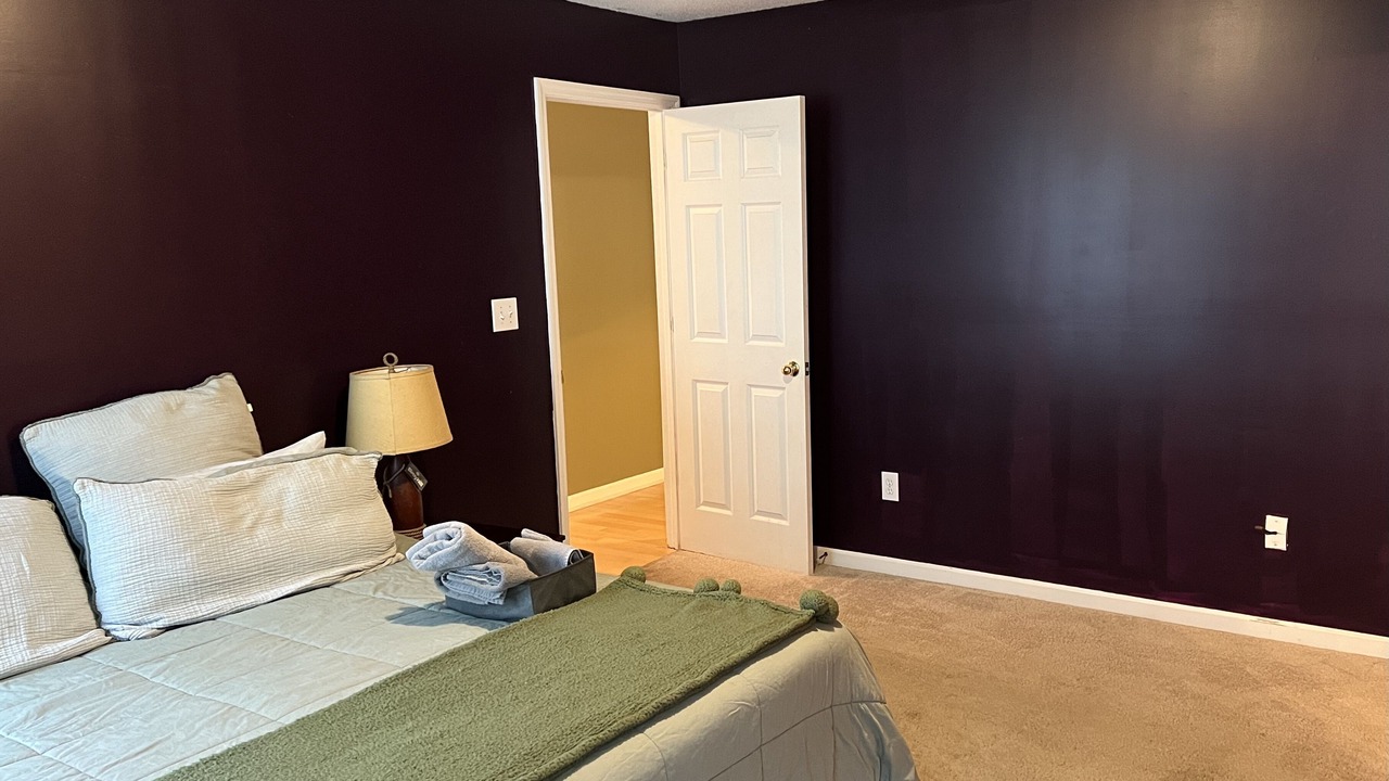 Photo of Bedroom in Normal