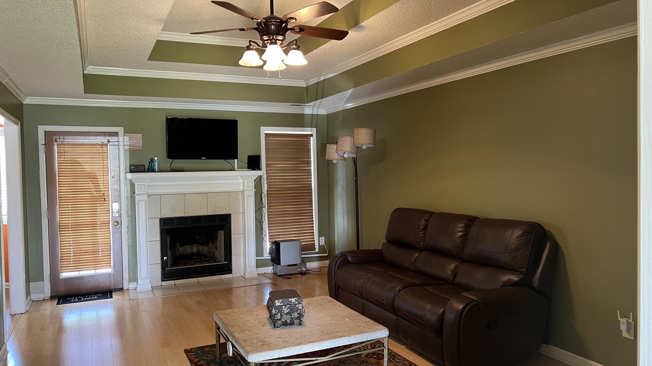 Photo of Livingroom in Normal