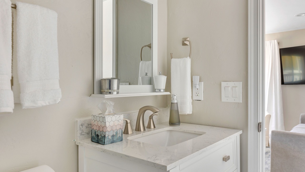 Photo of Bathroom in La Jolla Shores