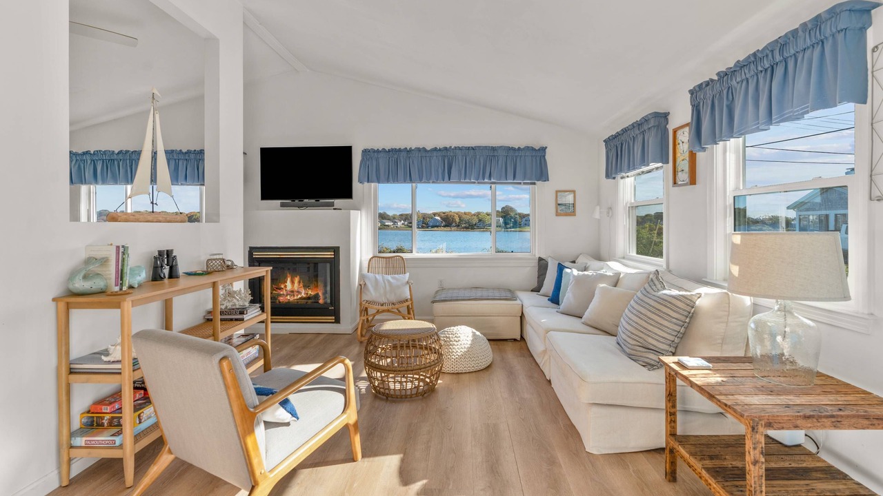 Photo of Bedroom in Falmouth Heights
