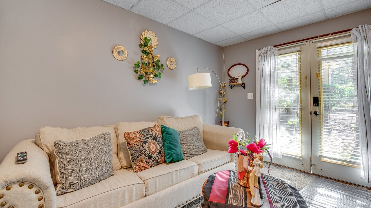 Photo of Livingroom in Powder Springs
