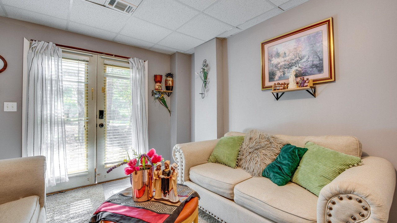 Photo of Livingroom in Powder Springs