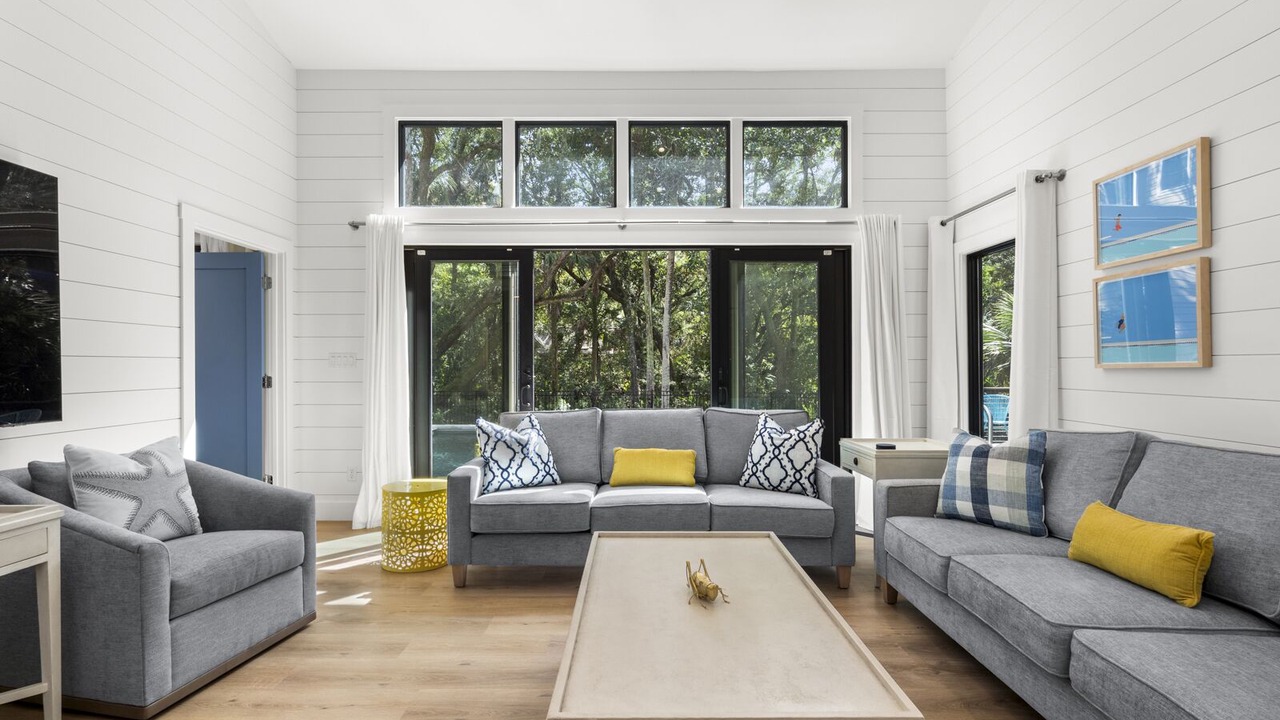 Photo of Livingroom in West Beach