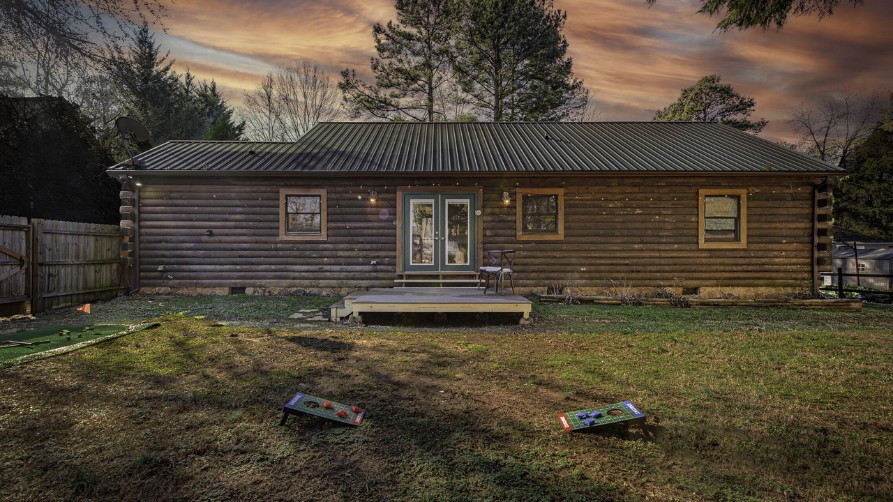 Photo of Outdoor in Mayhew