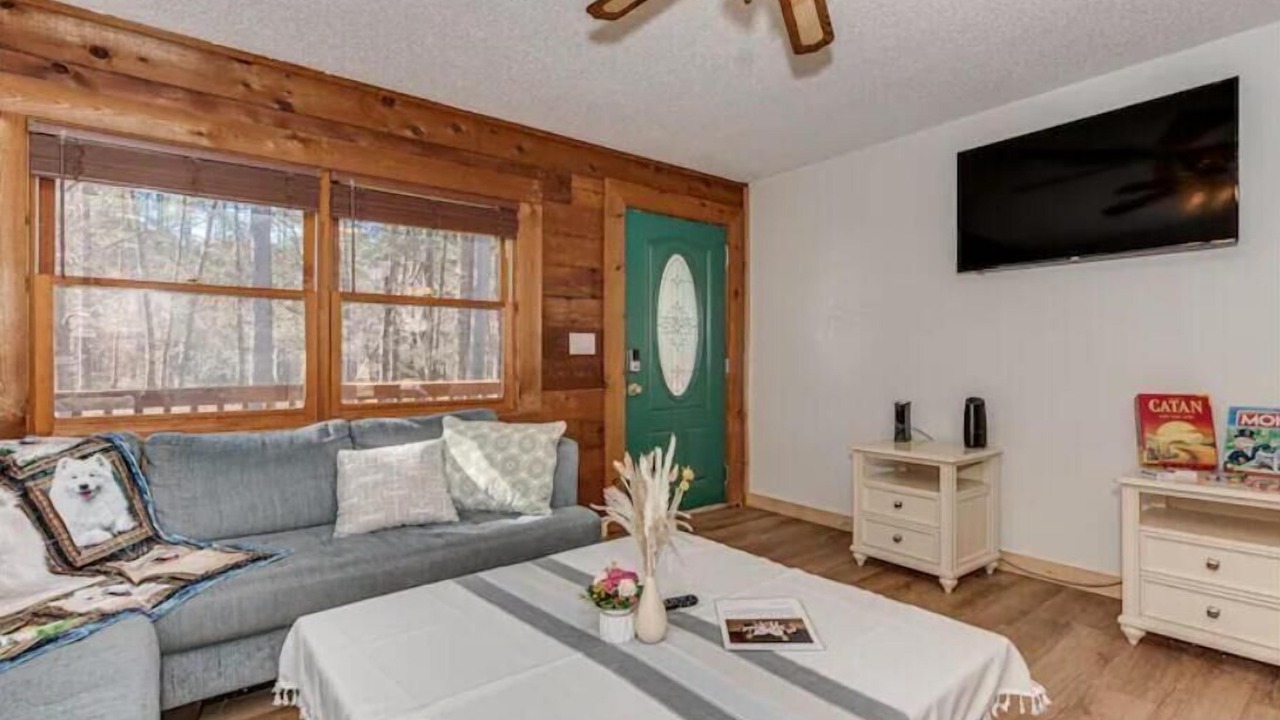 Photo of Livingroom in Mayhew