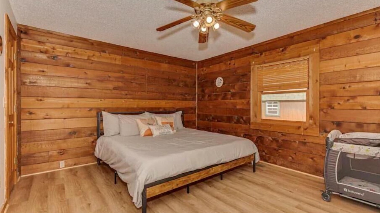 Photo of Bedroom in Mayhew