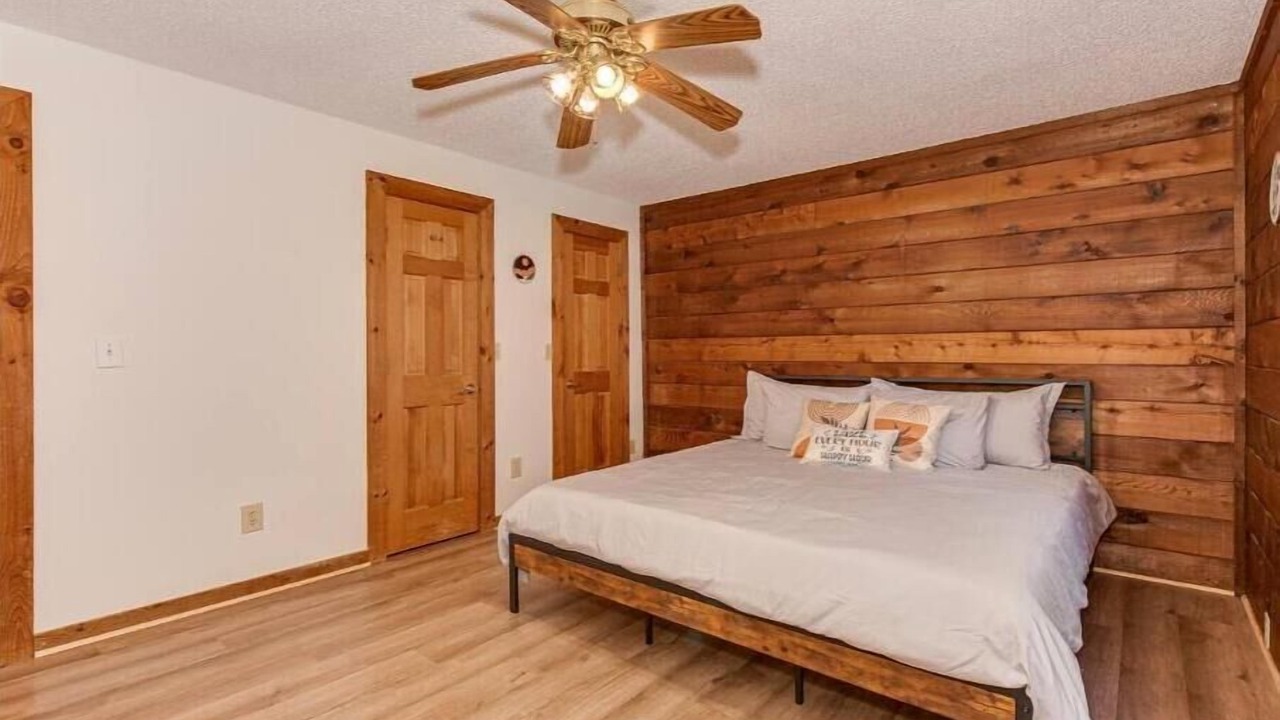 Photo of Bedroom in Mayhew
