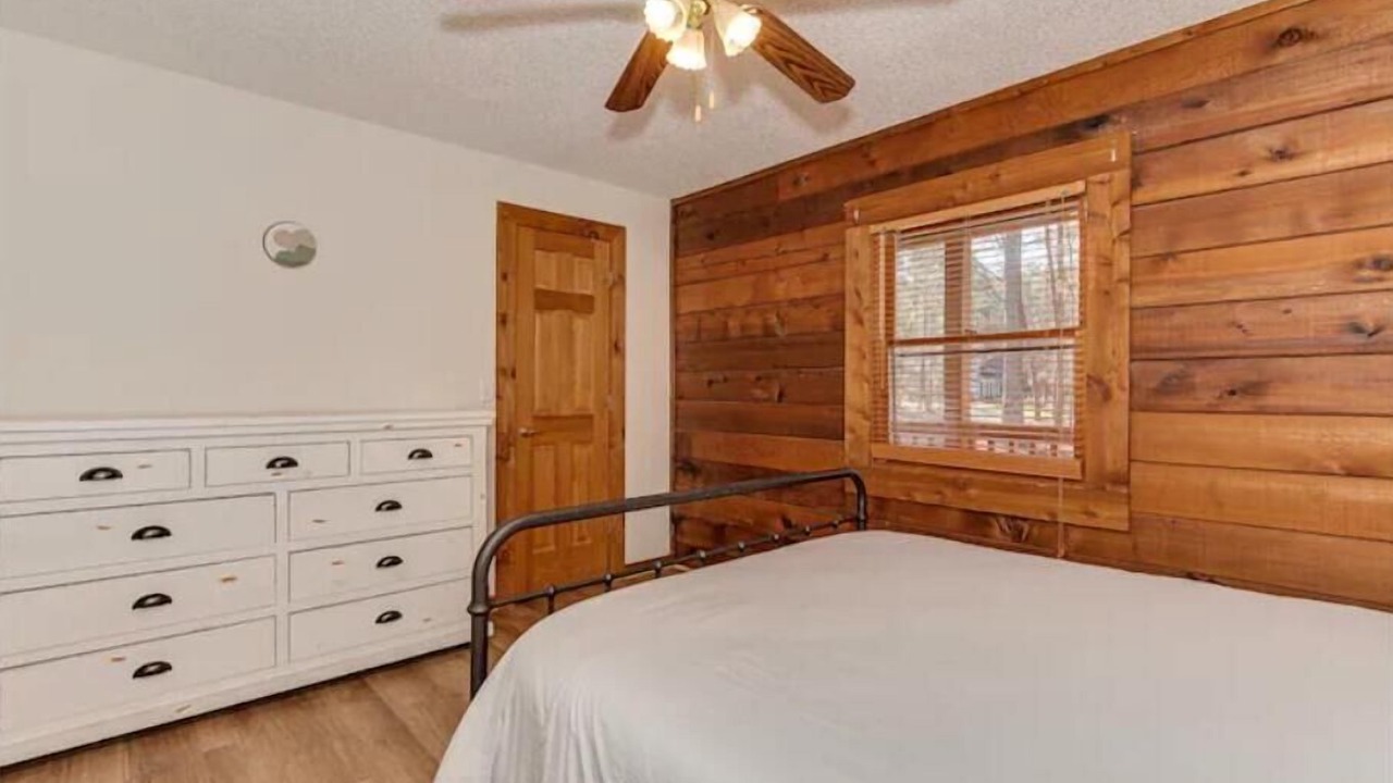 Photo of Bedroom in Mayhew