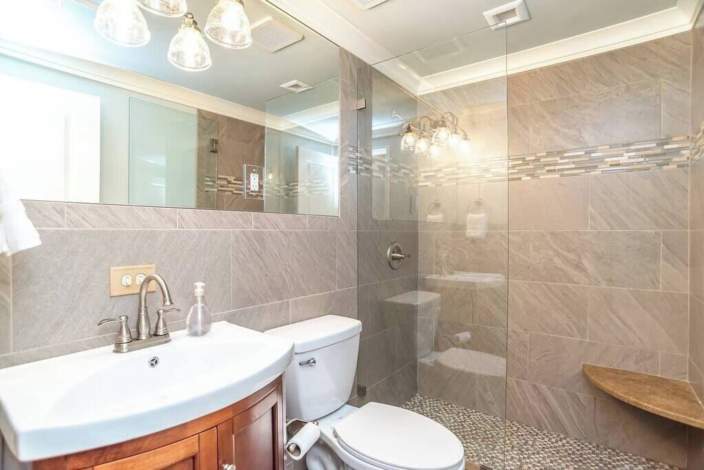 Photo of Bathroom in Downtown Atlanta