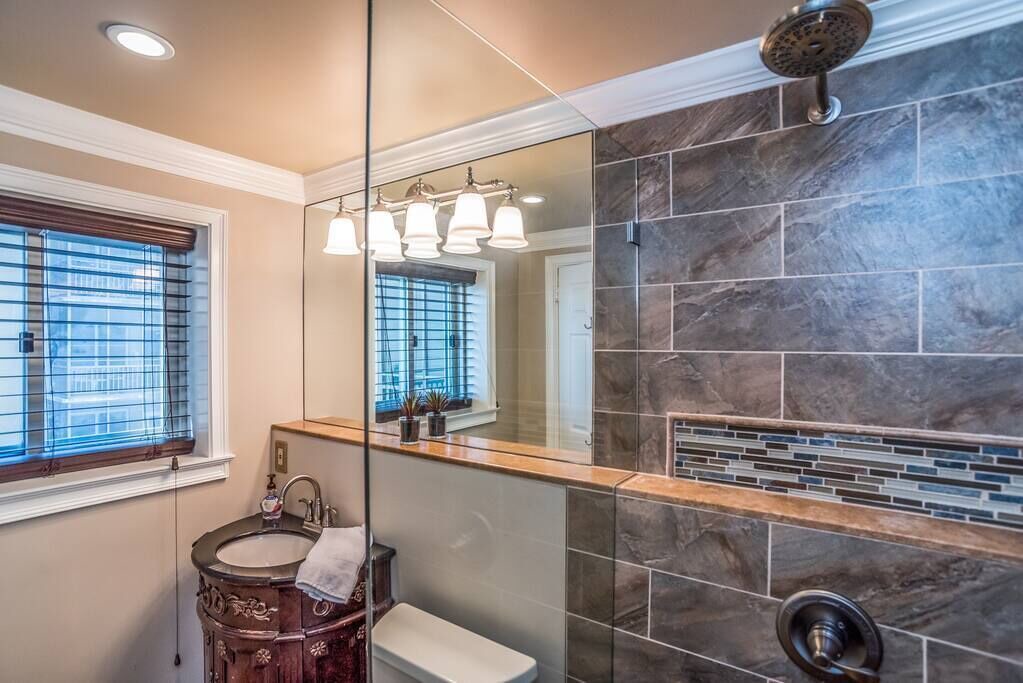 Photo of Bathroom in Downtown Atlanta
