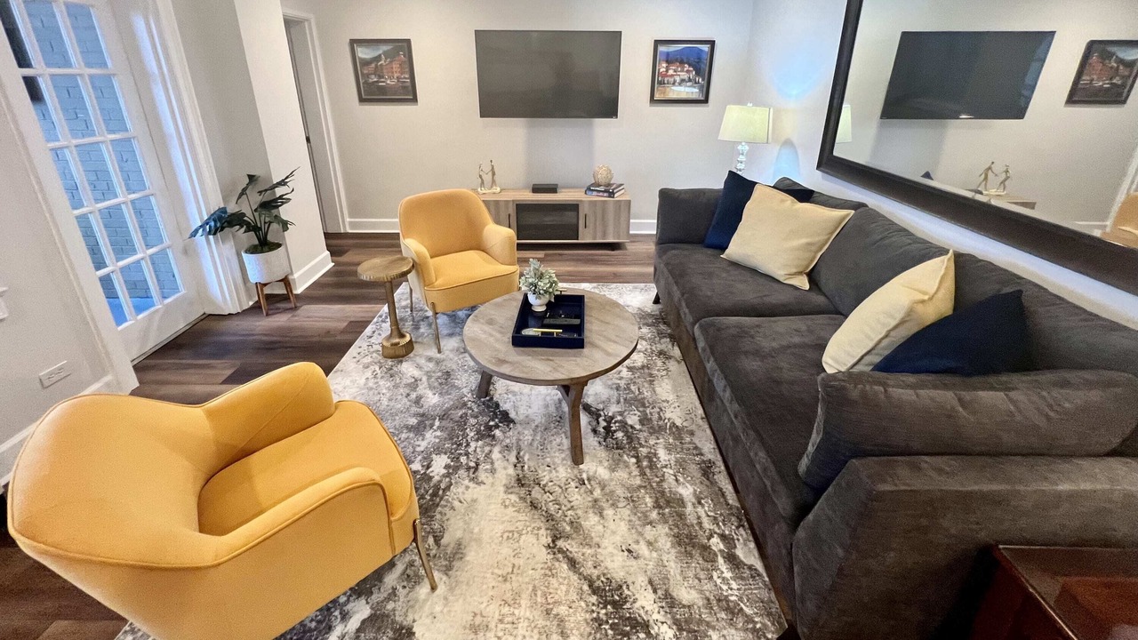 Photo of Livingroom in Downtown Atlanta