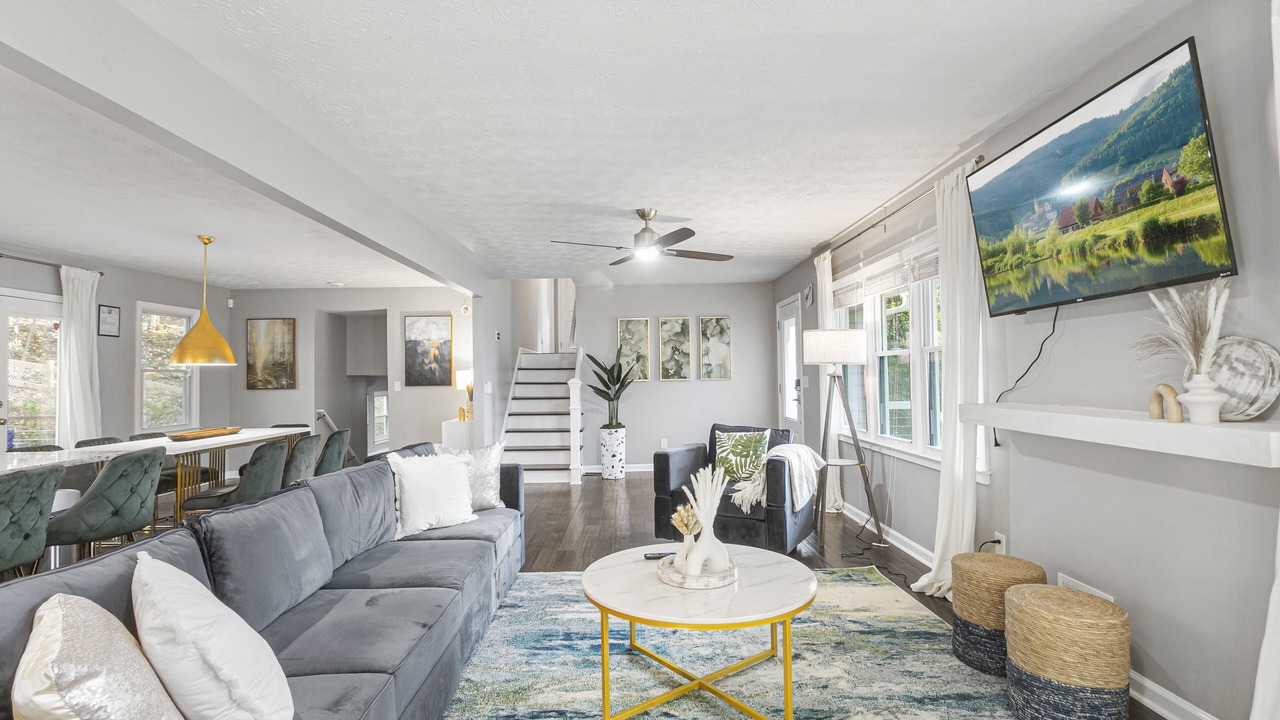 Photo of Livingroom in Marietta