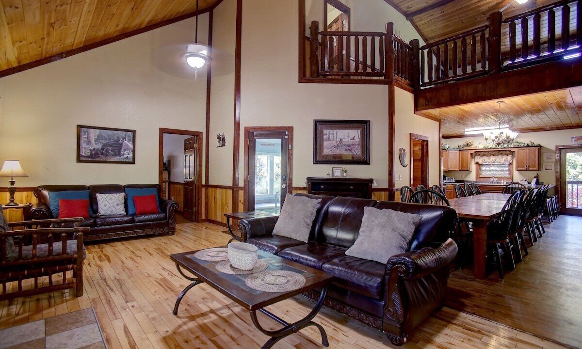 Photo of Livingroom in Cosby