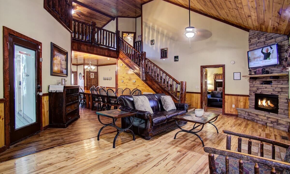 Photo of Livingroom in Cosby