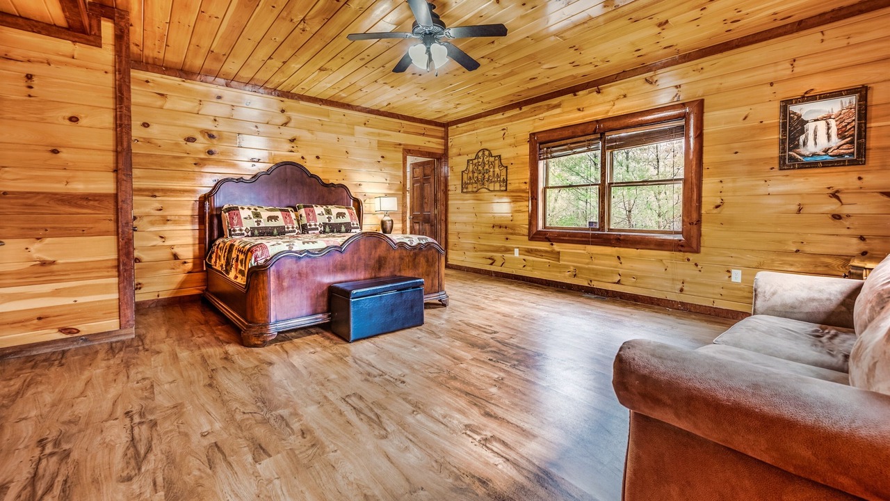 Photo of Livingroom in Cosby