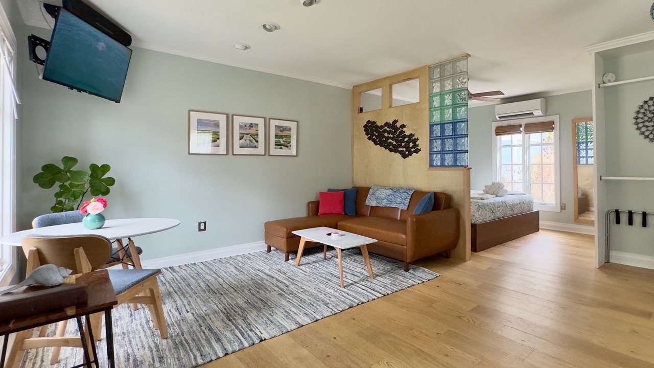 Photo of Livingroom in Charleston