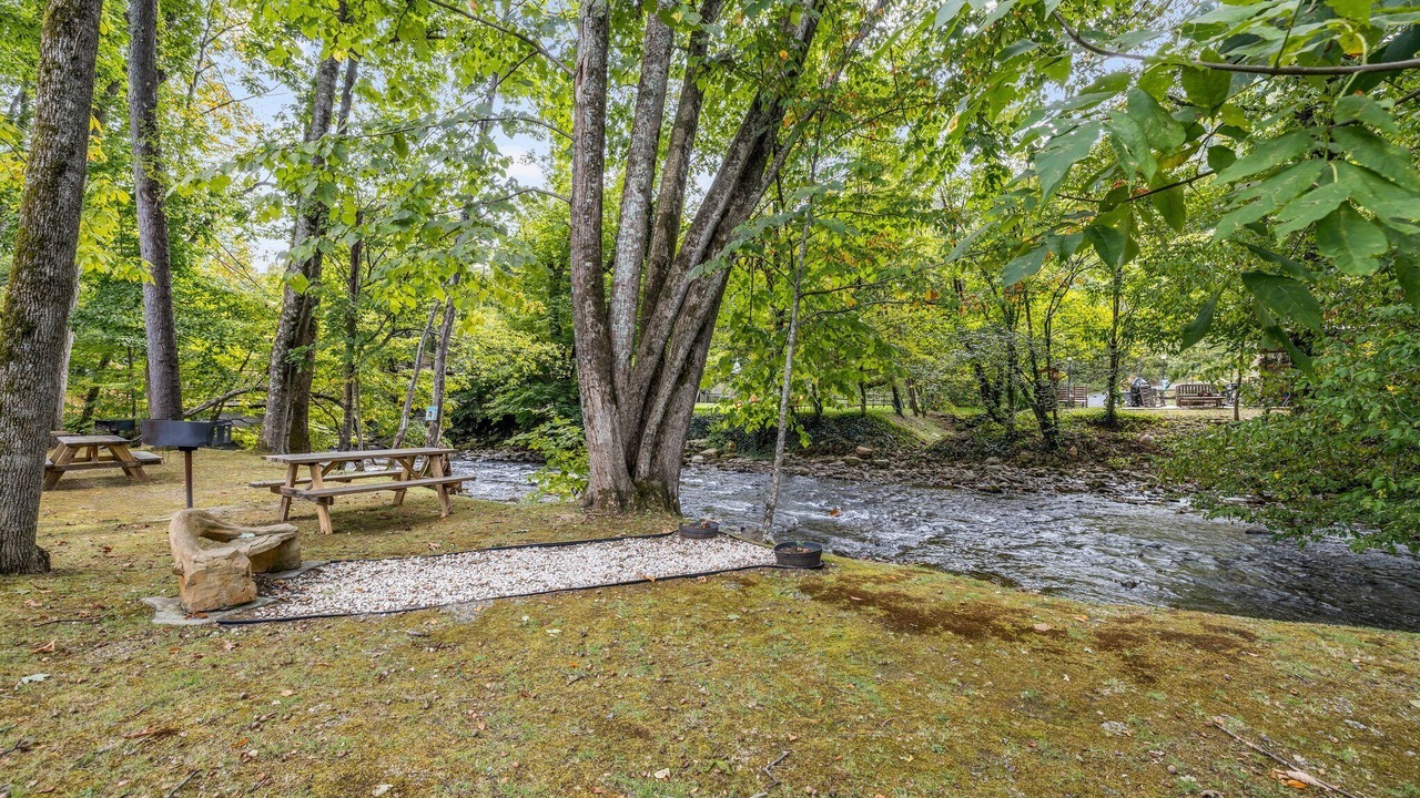 Photo of Outdoor in Maggie Valley