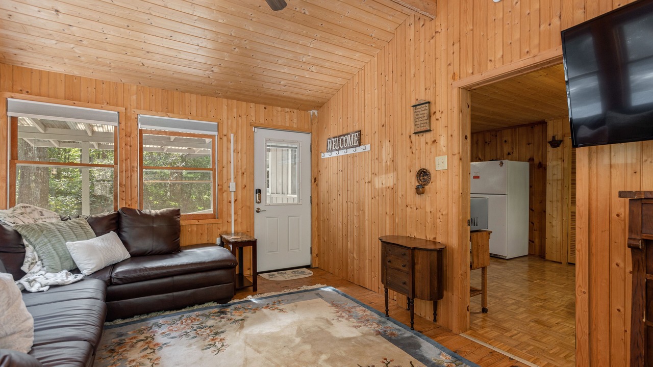 Photo of Livingroom in Lake Toxaway