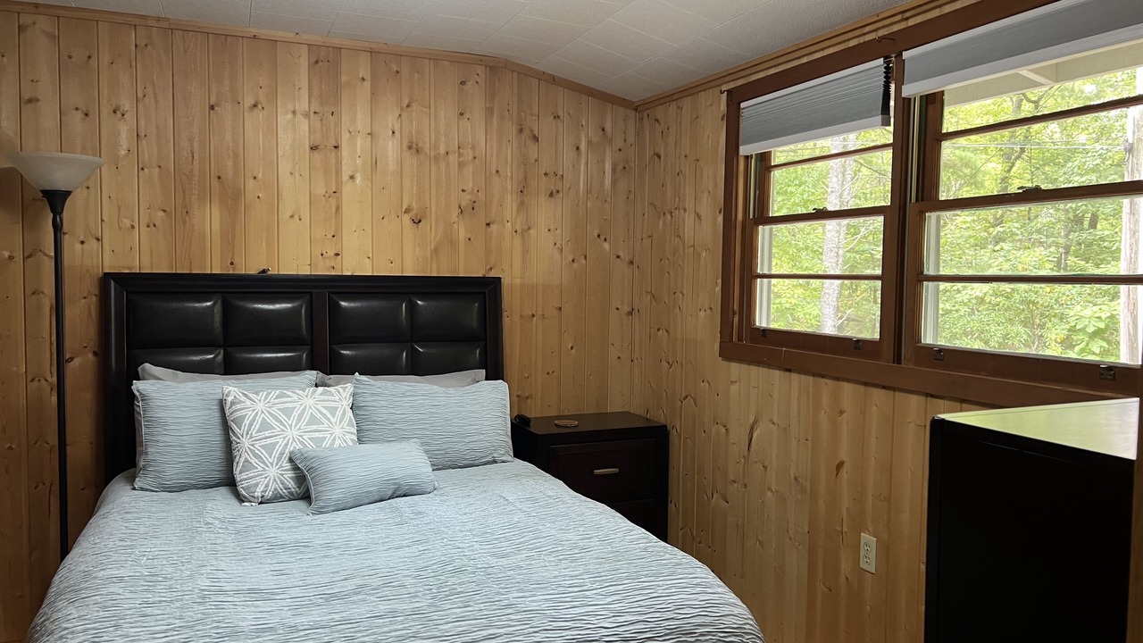 Photo of Bedroom in Lake Toxaway