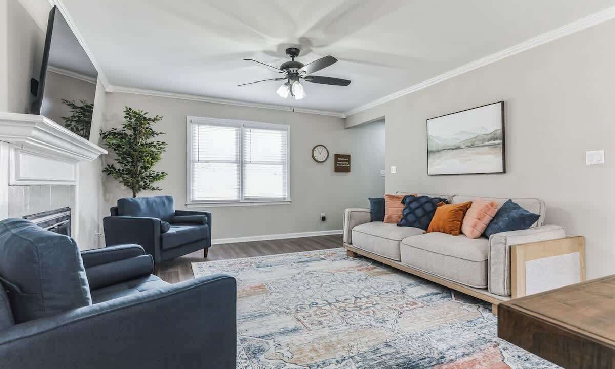 Photo of Livingroom in Madison