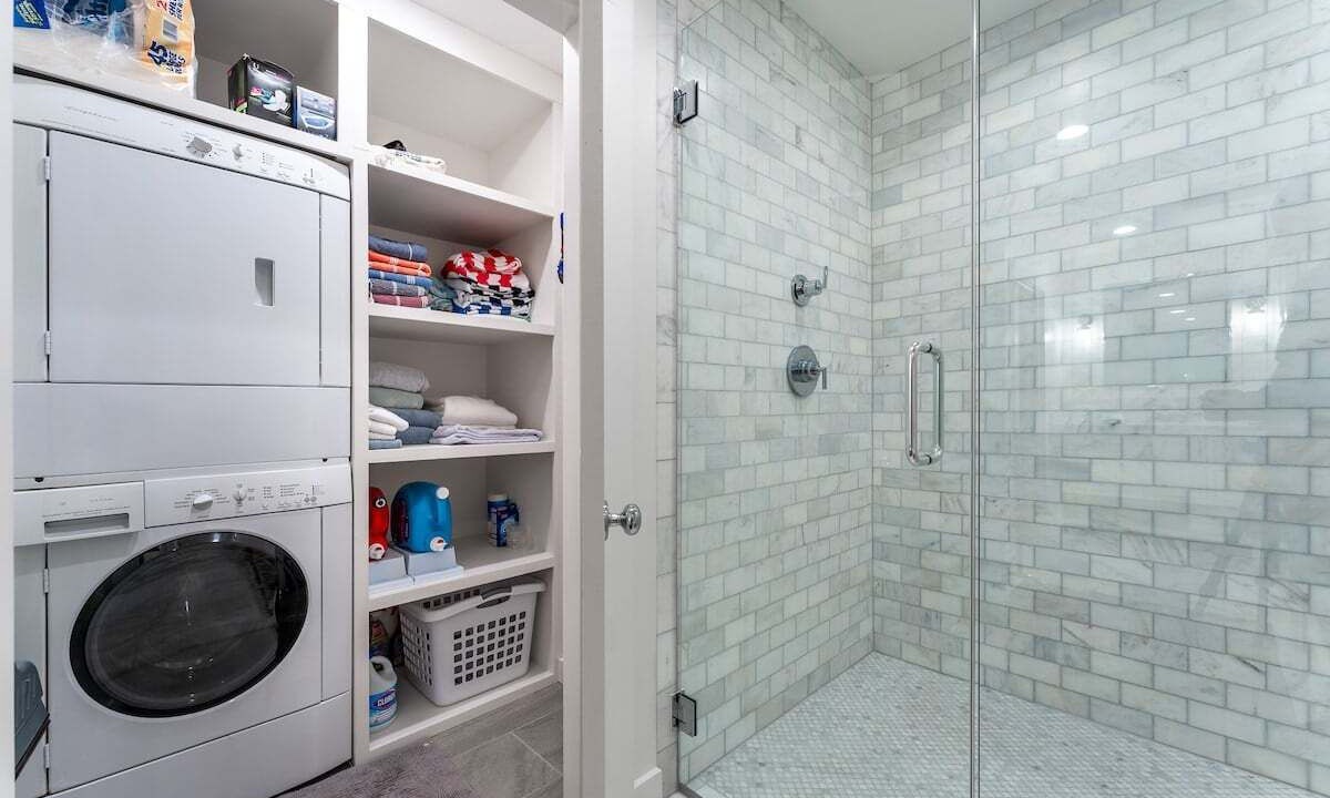 Photo of Bathroom in King City