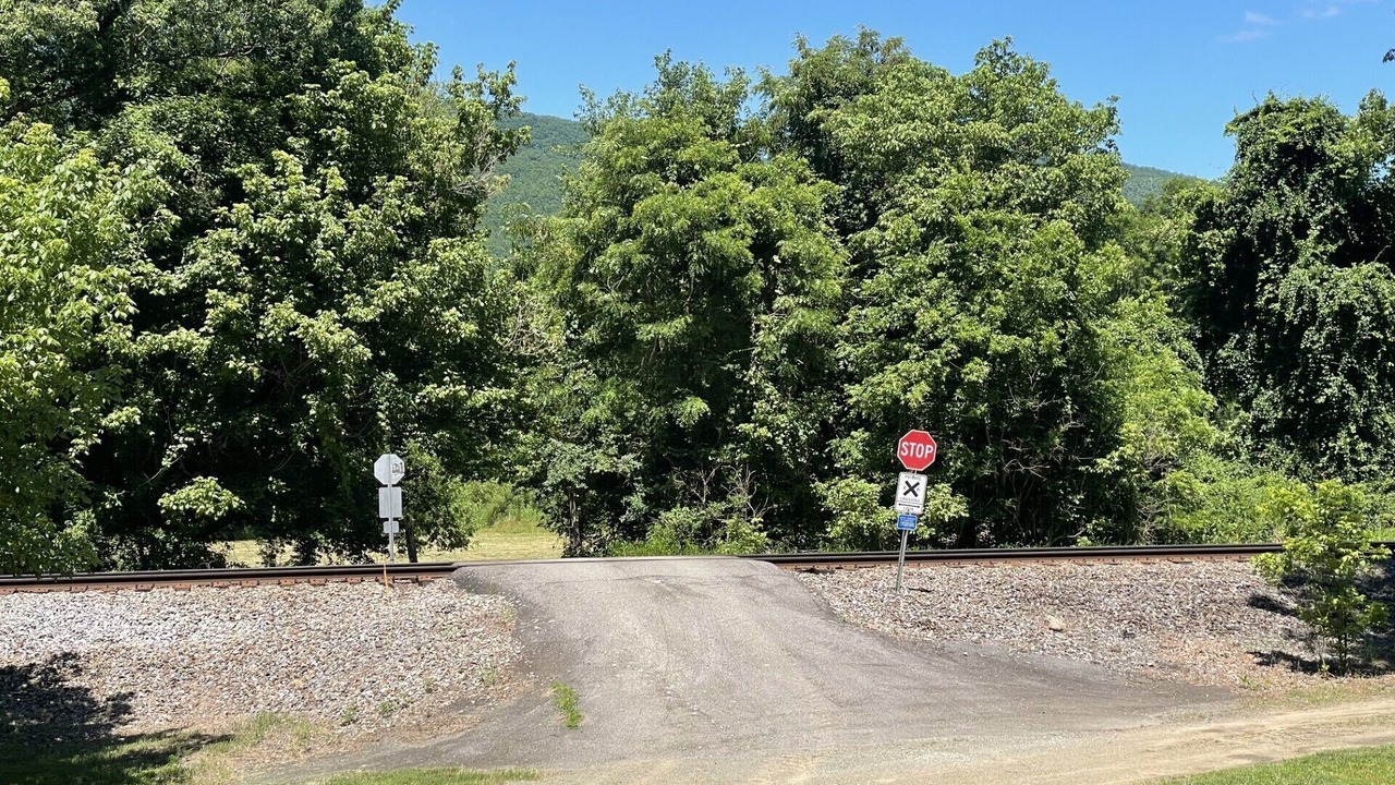 Photo of Others in Hot Springs