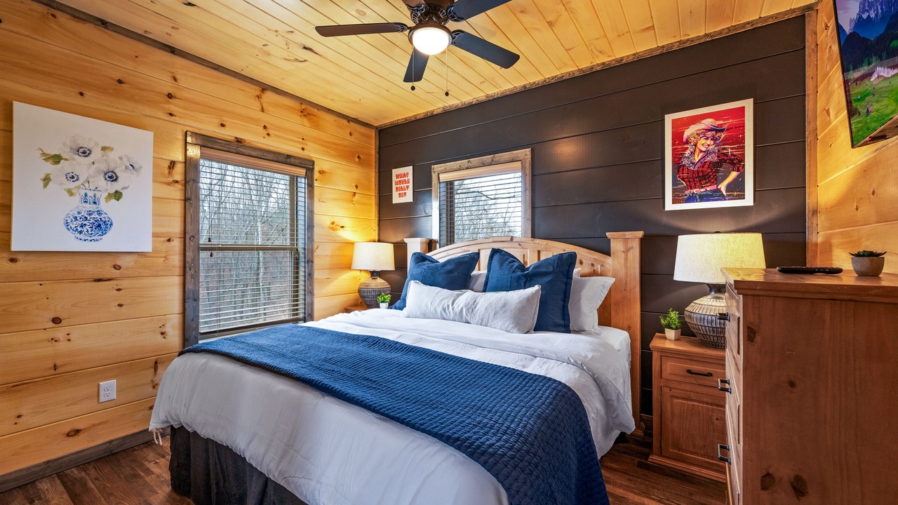 Photo of Bedroom in Sevierville