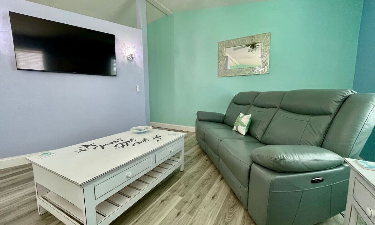 Photo of Livingroom in Cocoa Beach
