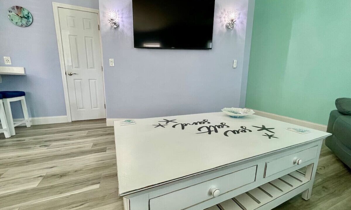 Photo of Livingroom in Cocoa Beach