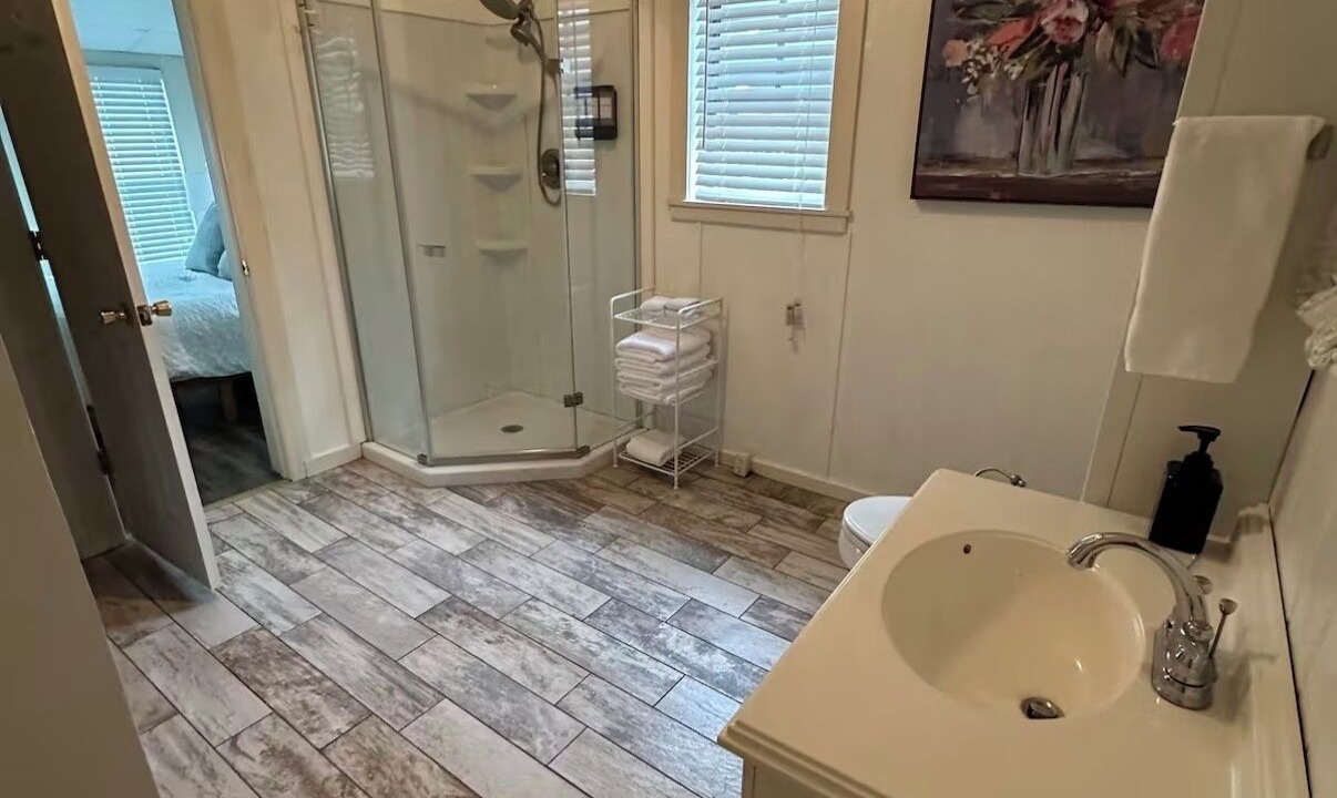 Photo of Bathroom in Muscle Shoals