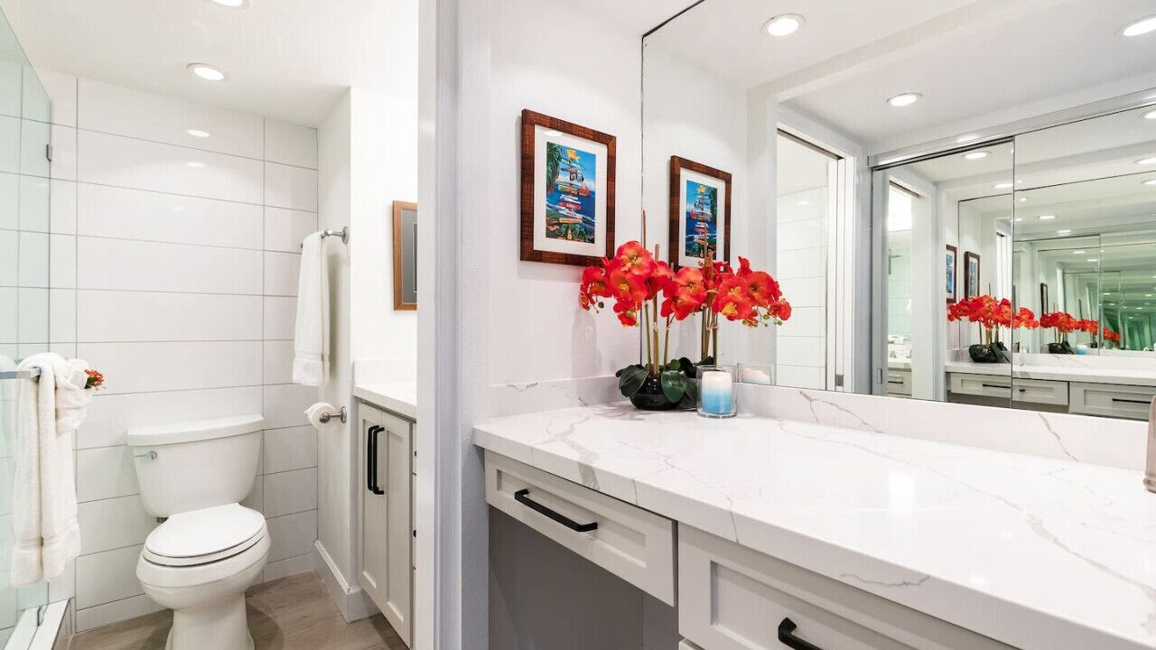Photo of Bathroom in Honokowai