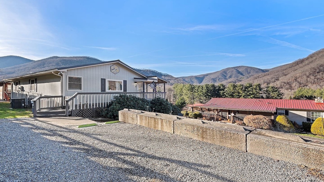Photo of Outdoor in Maggie Valley