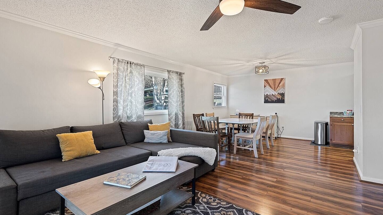 Photo of Livingroom in Maggie Valley